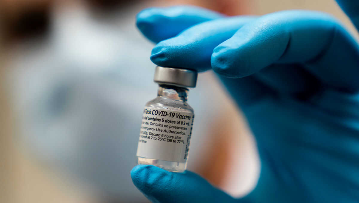 Vacuna de Pfizer contra la COVID-19 podría autorizarse en la UE el 23 de diciembre
