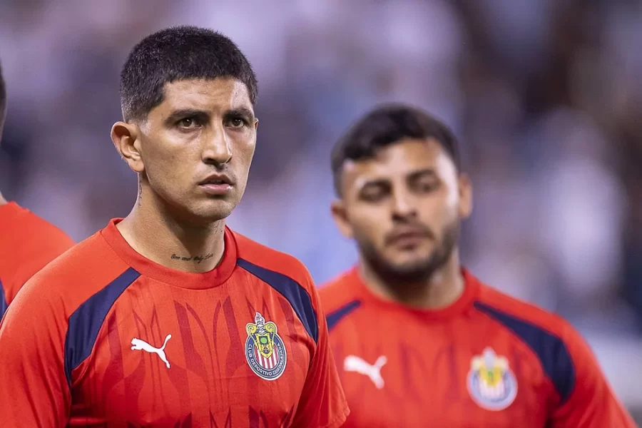 Paunovic defiende a Pocho Guzmán: «No merece abucheos» y aclara situación con Brizuela