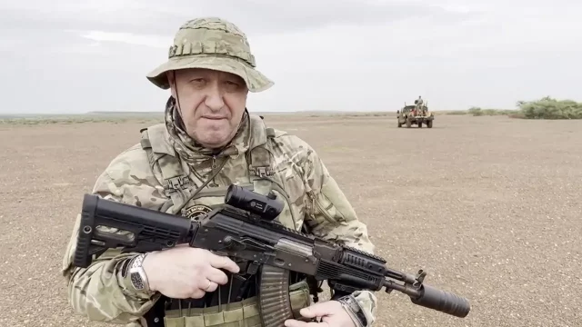 Rusos creen que la muerte de Prigozhin se debe a ‘venganza’ del Kremlin