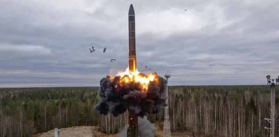 Científicos del G7 piden a sus gobiernos «avanzar hacia un mundo sin armas nucleares»